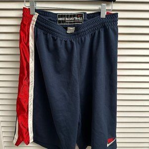 Nike Basketball Shorts - Size L